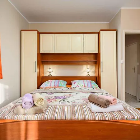 Apartment In - Istrien 51987